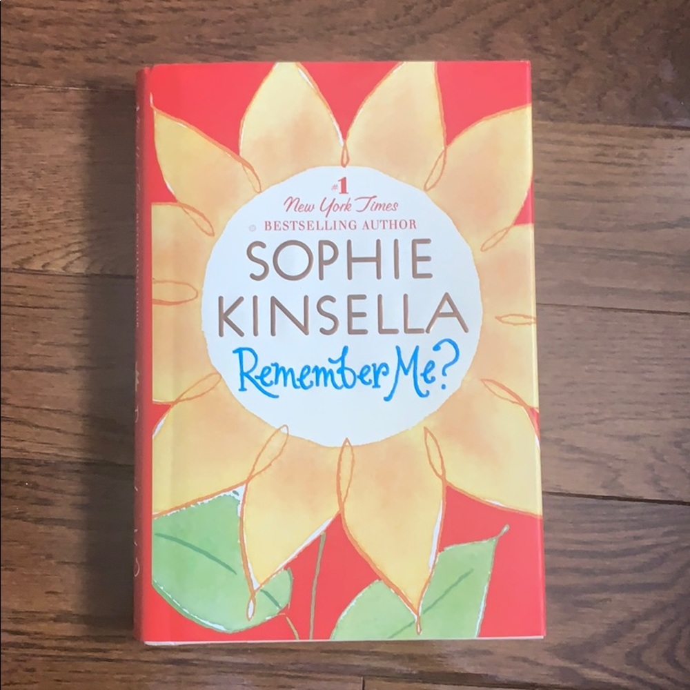 6/$30 Remember Me by Sophie Kinsella Book